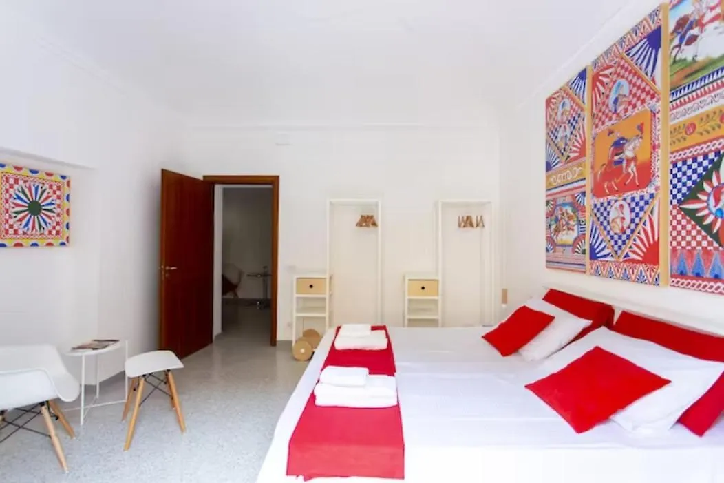 Appartamento colori di palermo 0*,  Italia